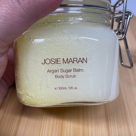 Josie Maran Whipped Argan Sugar Balm Body Scrub Strawberries Whipped Cream 10 oz - Picture 4 of 6